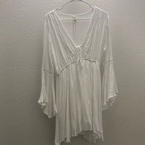 Elan White Flowy Dress